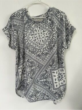 Women’s Cupio Navy Blue Paisley Bandana Print Short Sleeve Top XL Tall